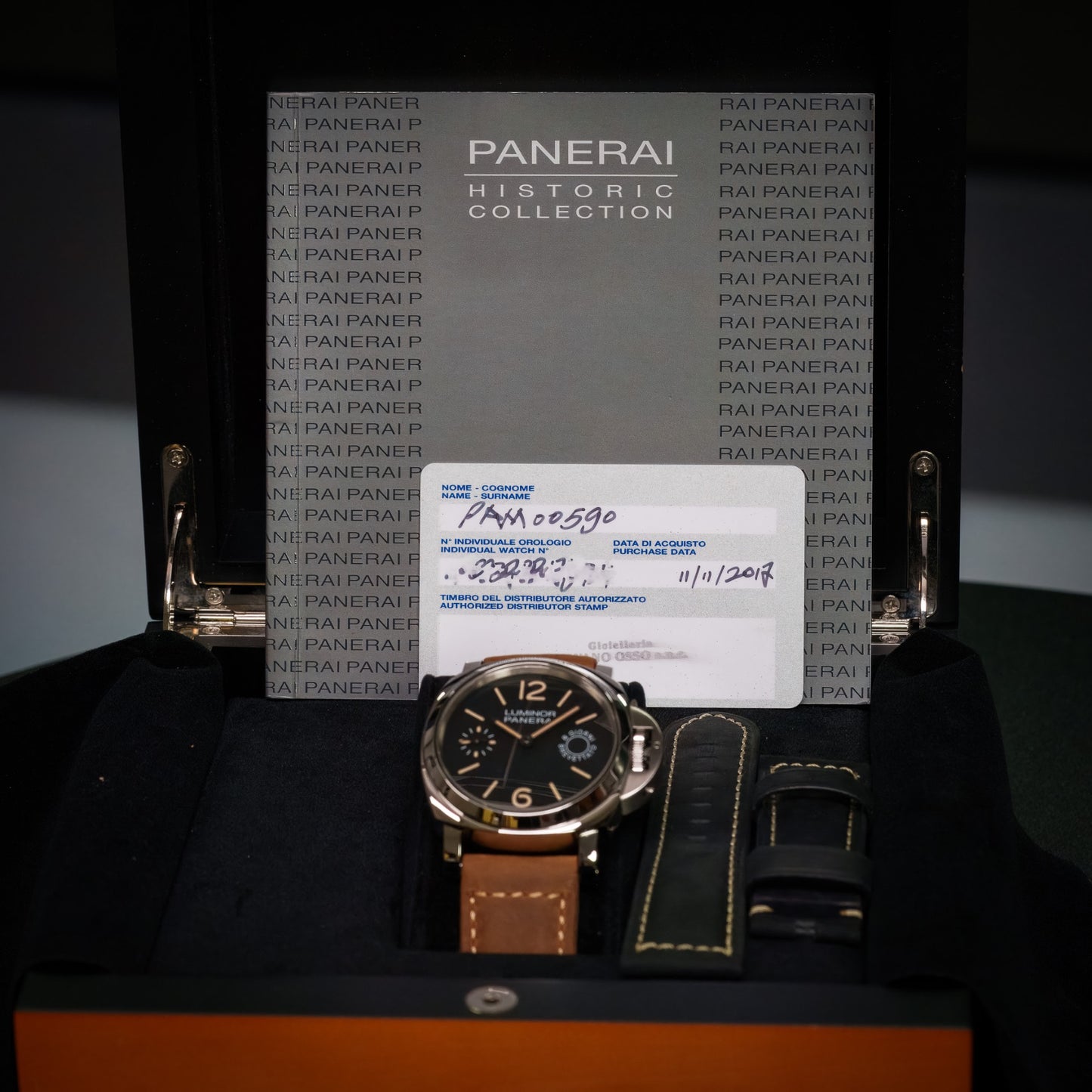 Panerai PAM00590 - PAM00590