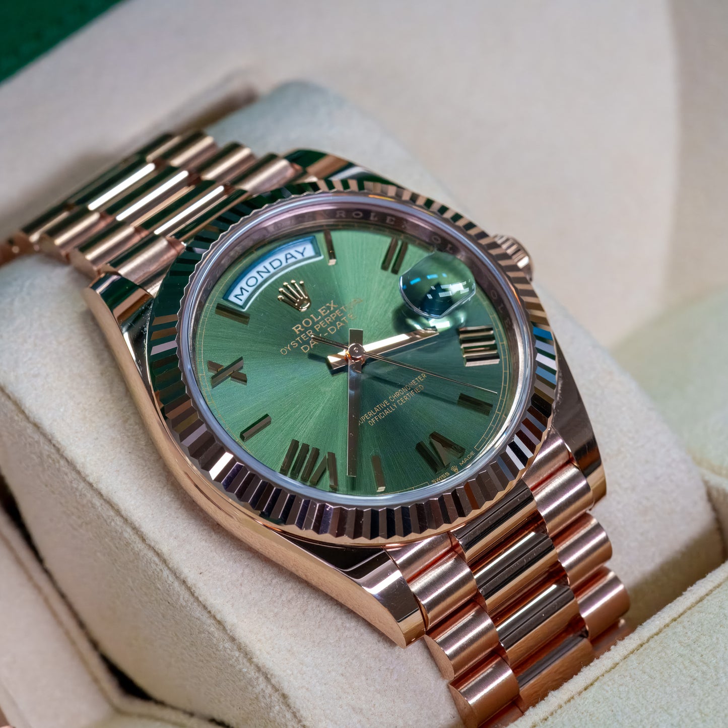 Rolex Day-Date Olive Rose Gold - 228235