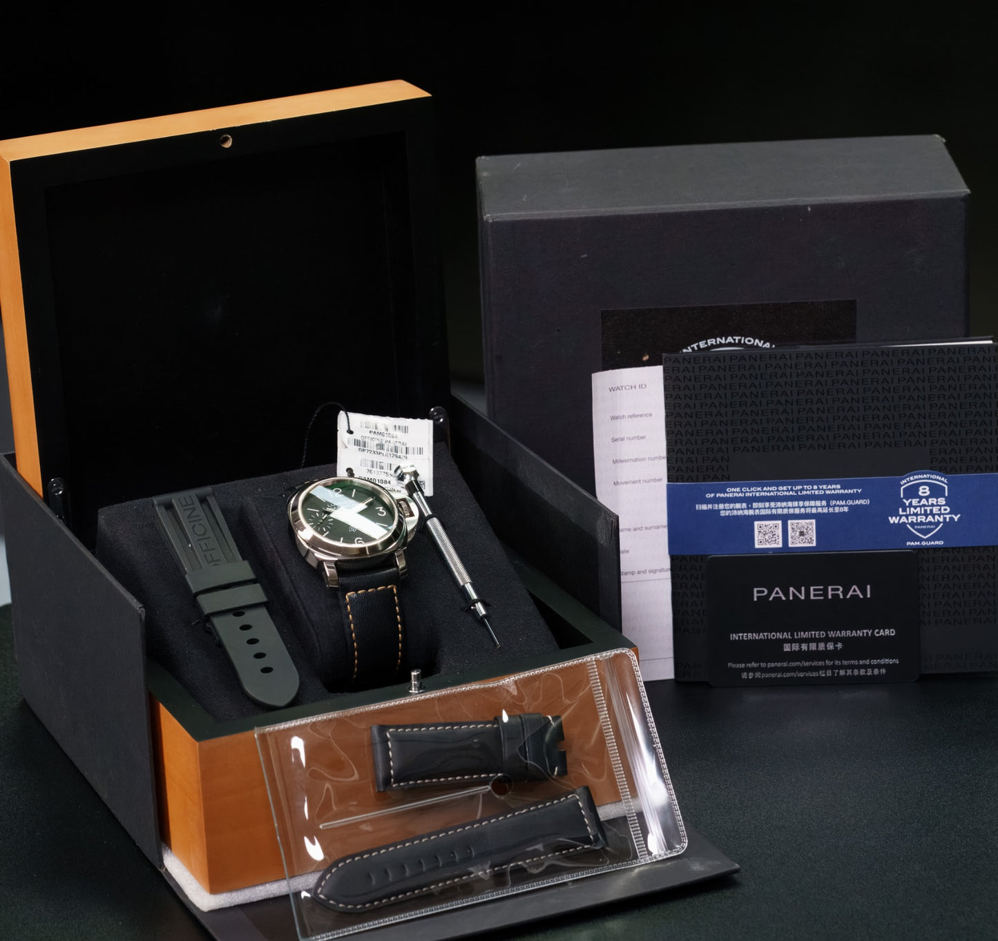 Panerai Luminor Logo 44mm - PAM 01084