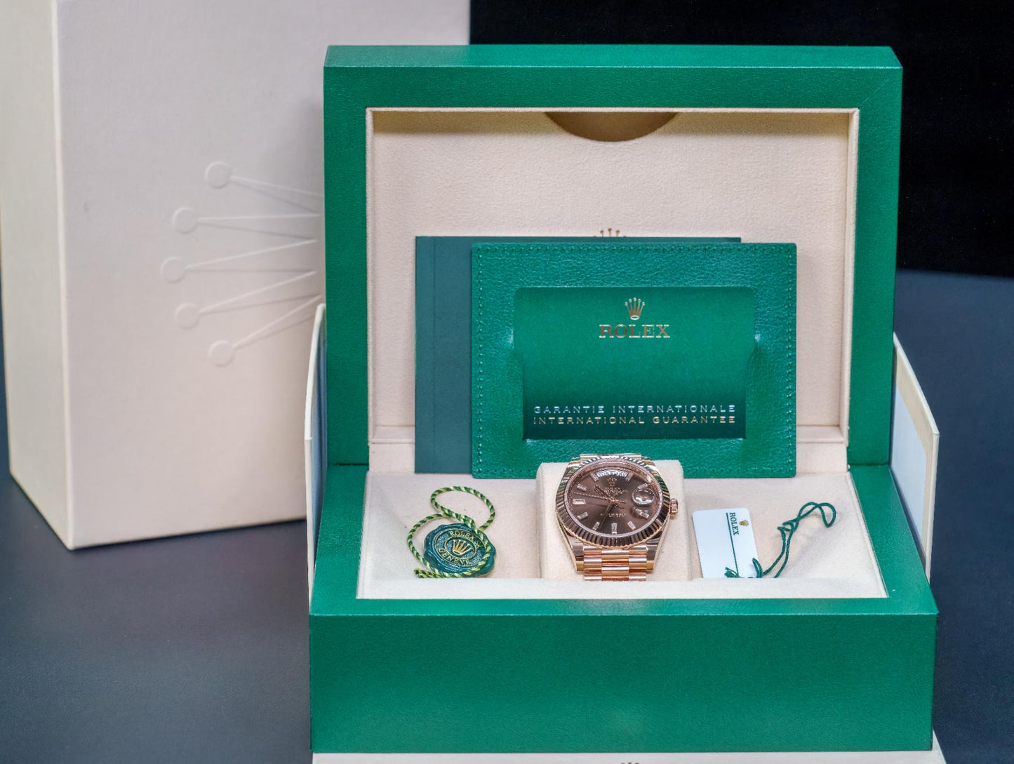 Rolex Day-Date 40 - 228235