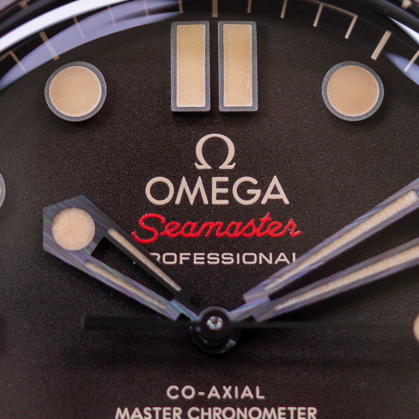 Omega Seamaster "No Time To Die" 210.90.42.20.01.001