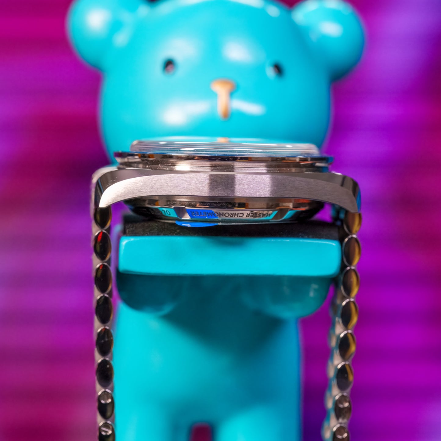 Omega Speedmaster 'Silver Snoopy Award' - 310.32.42.50.02.001