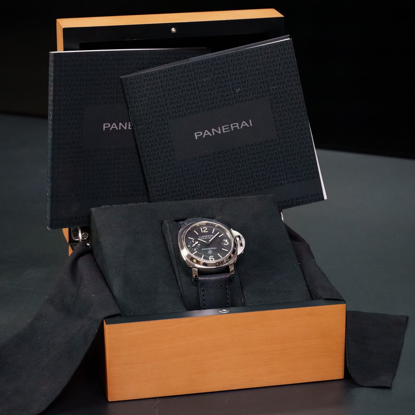 Panerai Luminor PAM00776