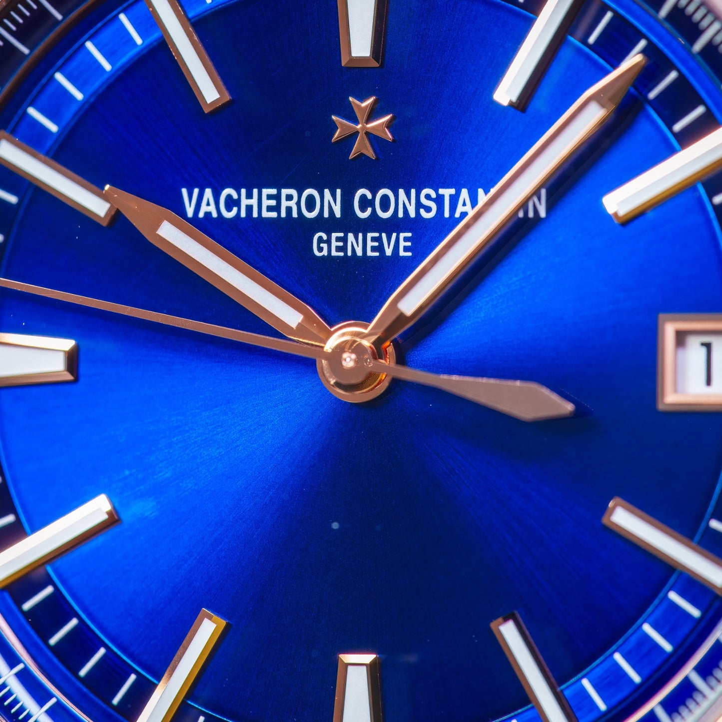 VC Overseas RG Blue Dial - 4520V/210R-B705