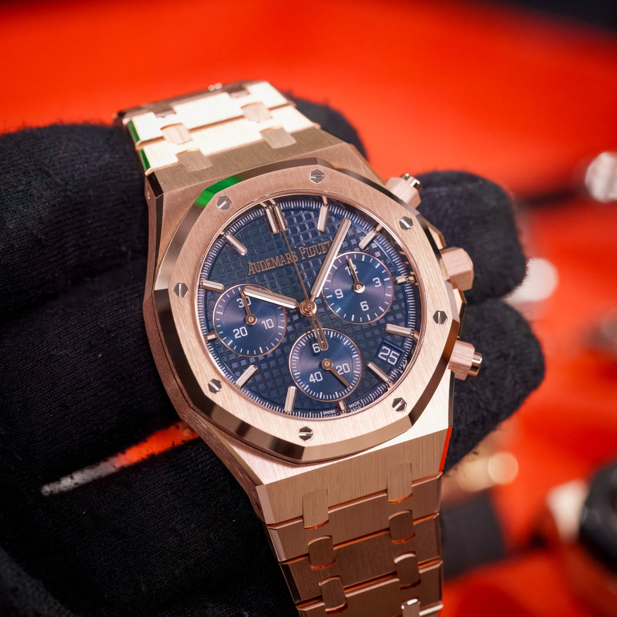Audemars Piguet Royal Oak Chronograph - 26240OR.OO.1320OR.05
