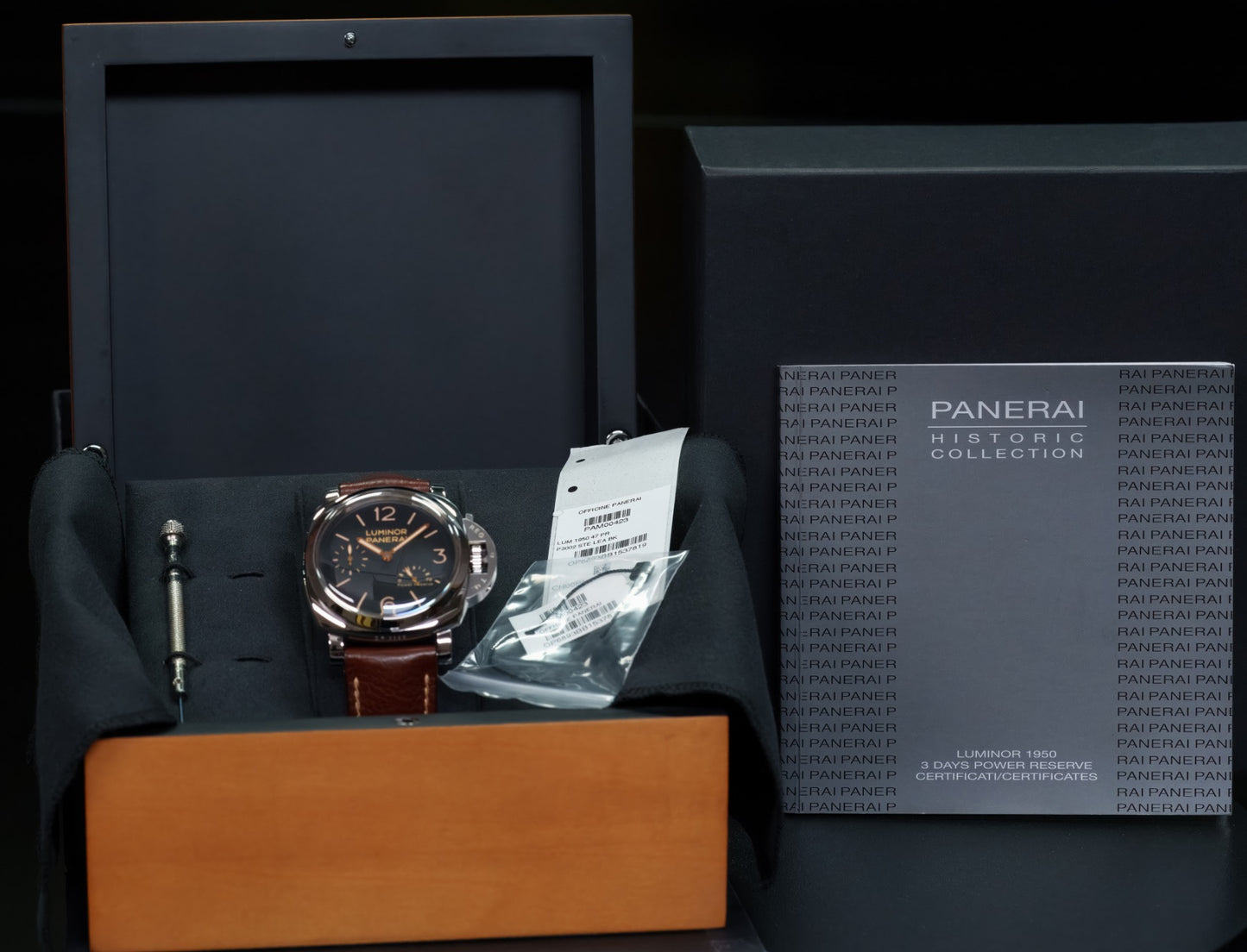 Panerai PAM00423 - PAM00423