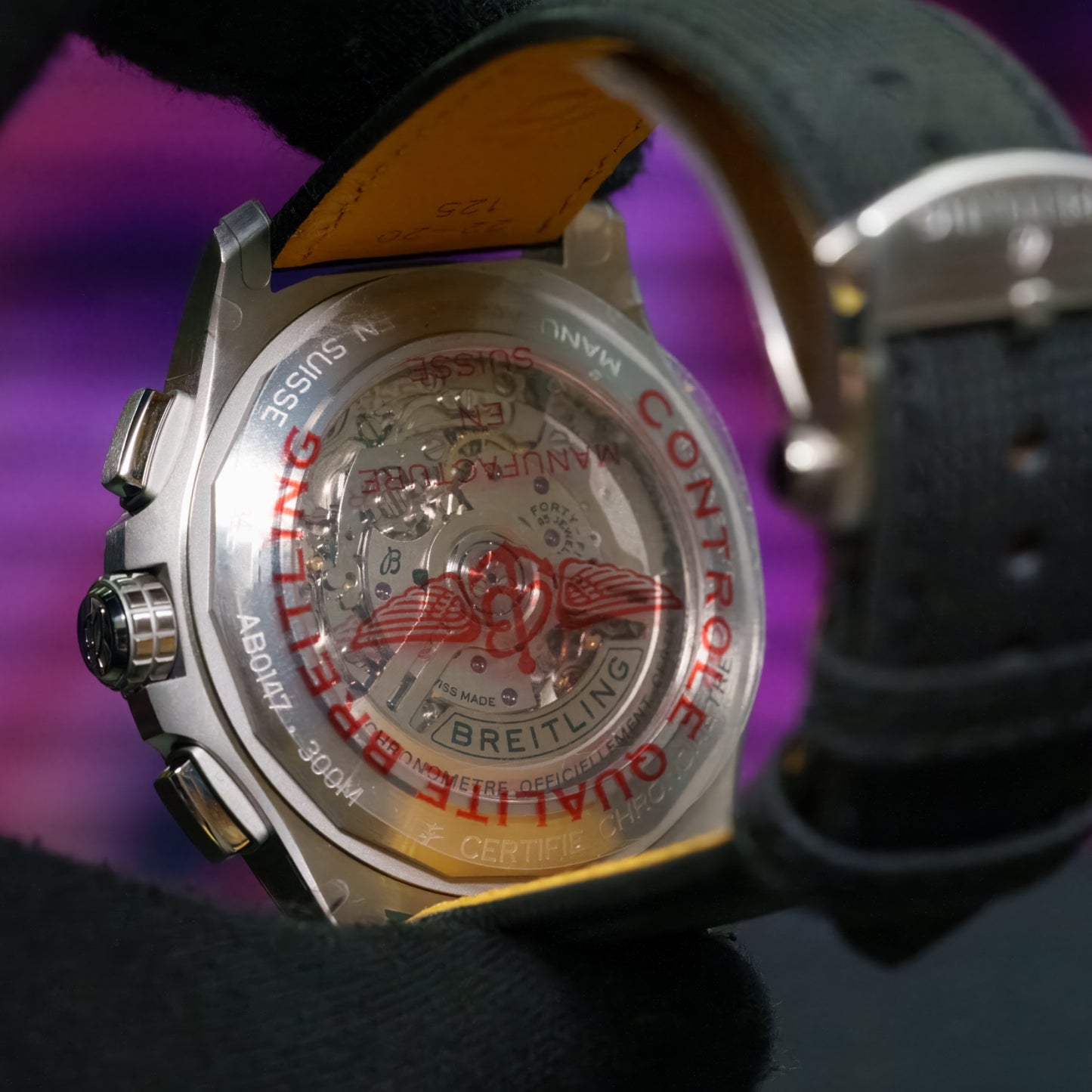 Breitling Avenger B01 Chronograph 44 - AB0147101B1X1
