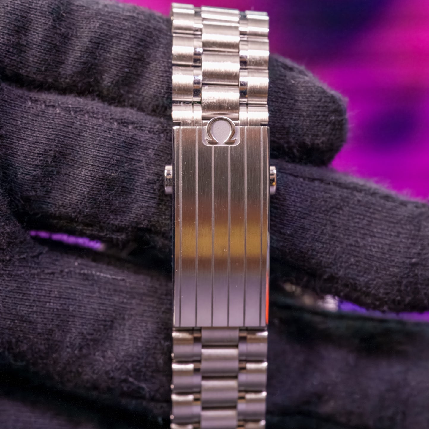 Omega Speedmaster 'Silver Snoopy Award' - 310.32.42.50.02.001
