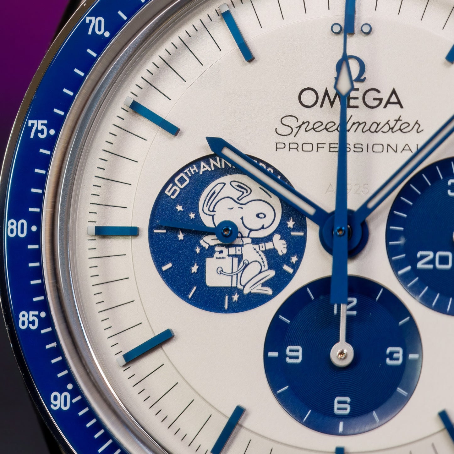 Omega Speedmaster 'Silver Snoopy Award' - 310.32.42.50.02.001
