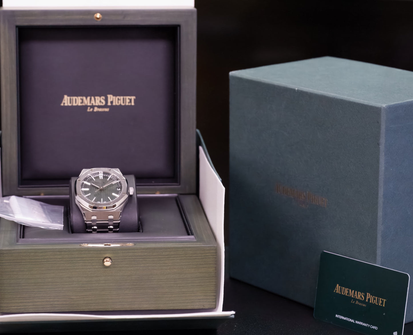 Audemars Piguet Royal Oak "50th Anniversary" - 15510ST.OO.1320ST.04