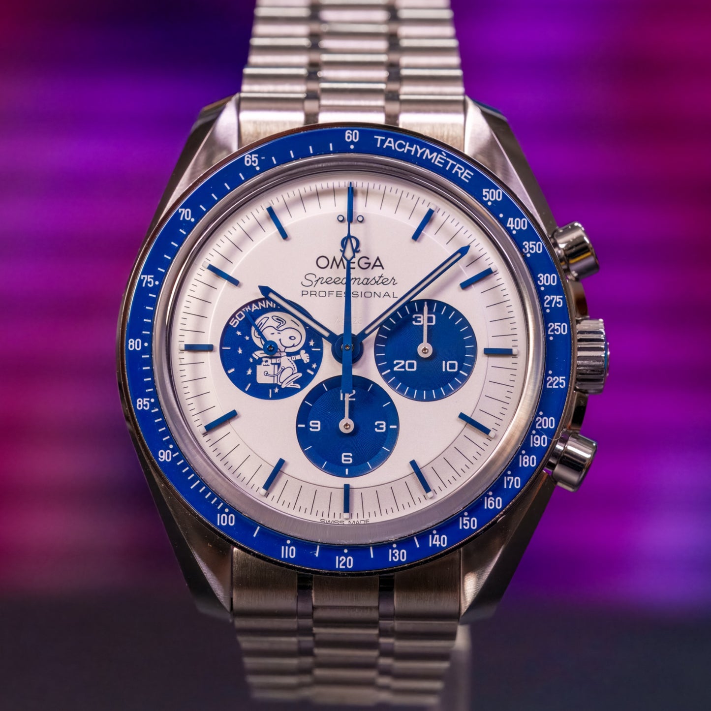 Omega Speedmaster 'Silver Snoopy Award' - 310.32.42.50.02.001