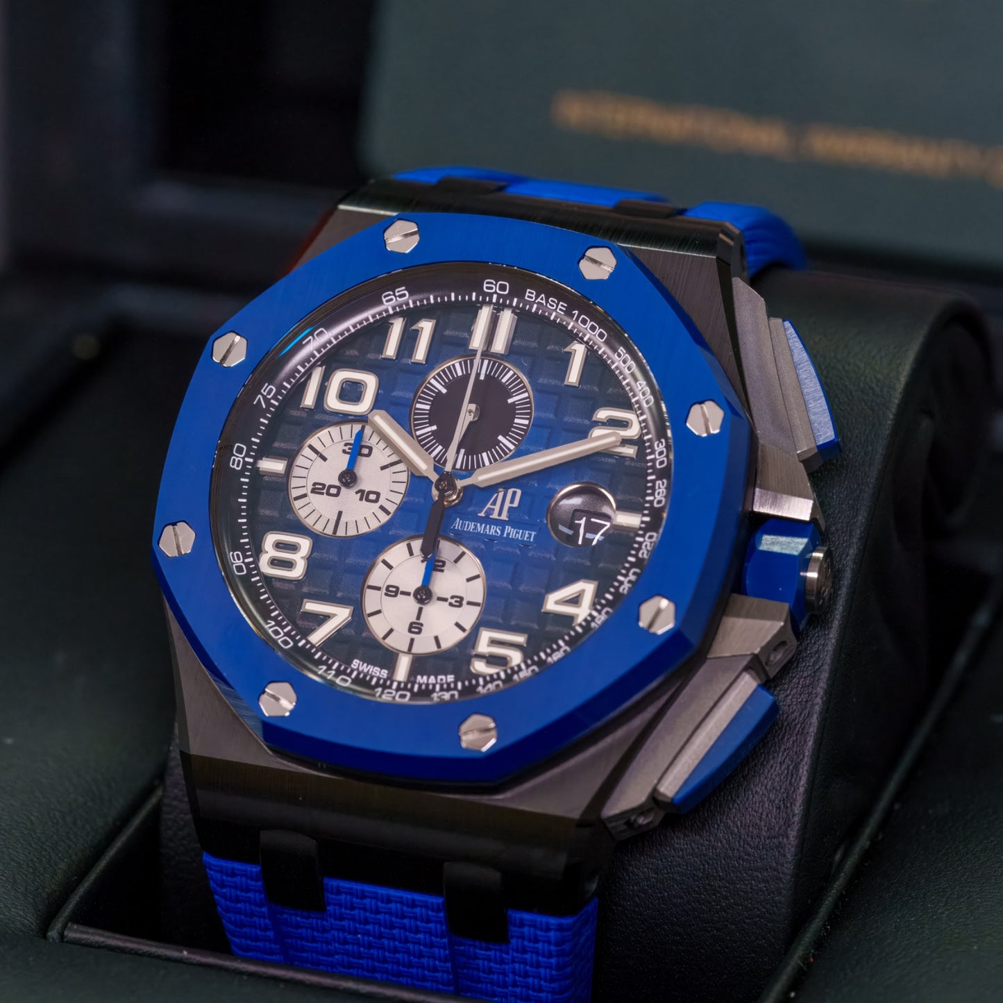 Audemars Piguet Royal Oak Offshore Selfwinding Chronograph 44mm - 26405CE.OO.A030CA.01