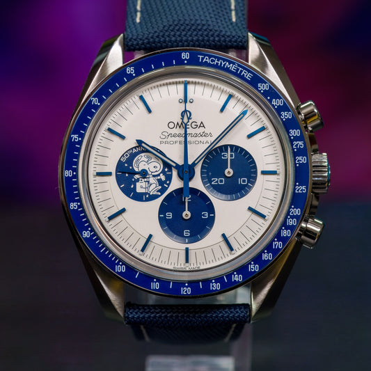 Omega Speedmaster 'Silver Snoopy Award' - 310.32.42.50.02.001