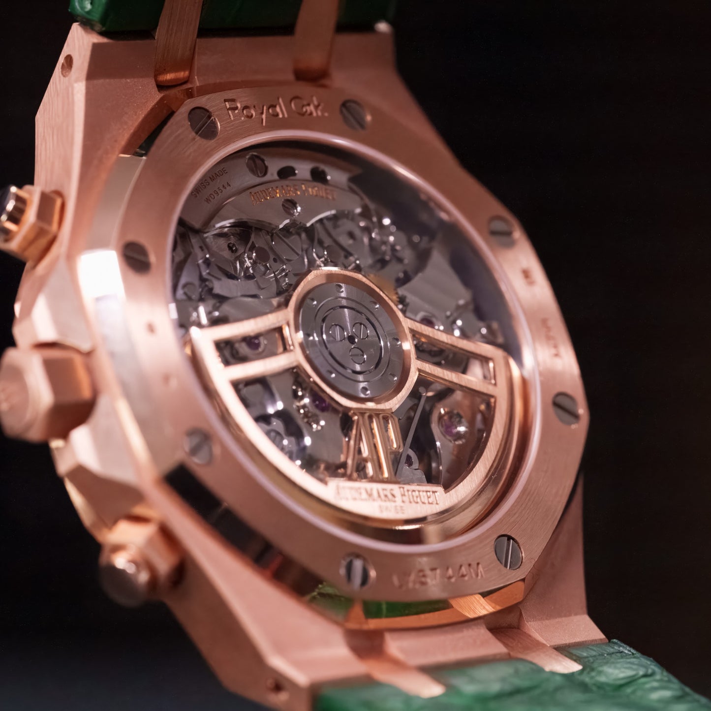 Audemars Piguet Royal Oak Chronograph - 26240OR.OO.D404CR.02