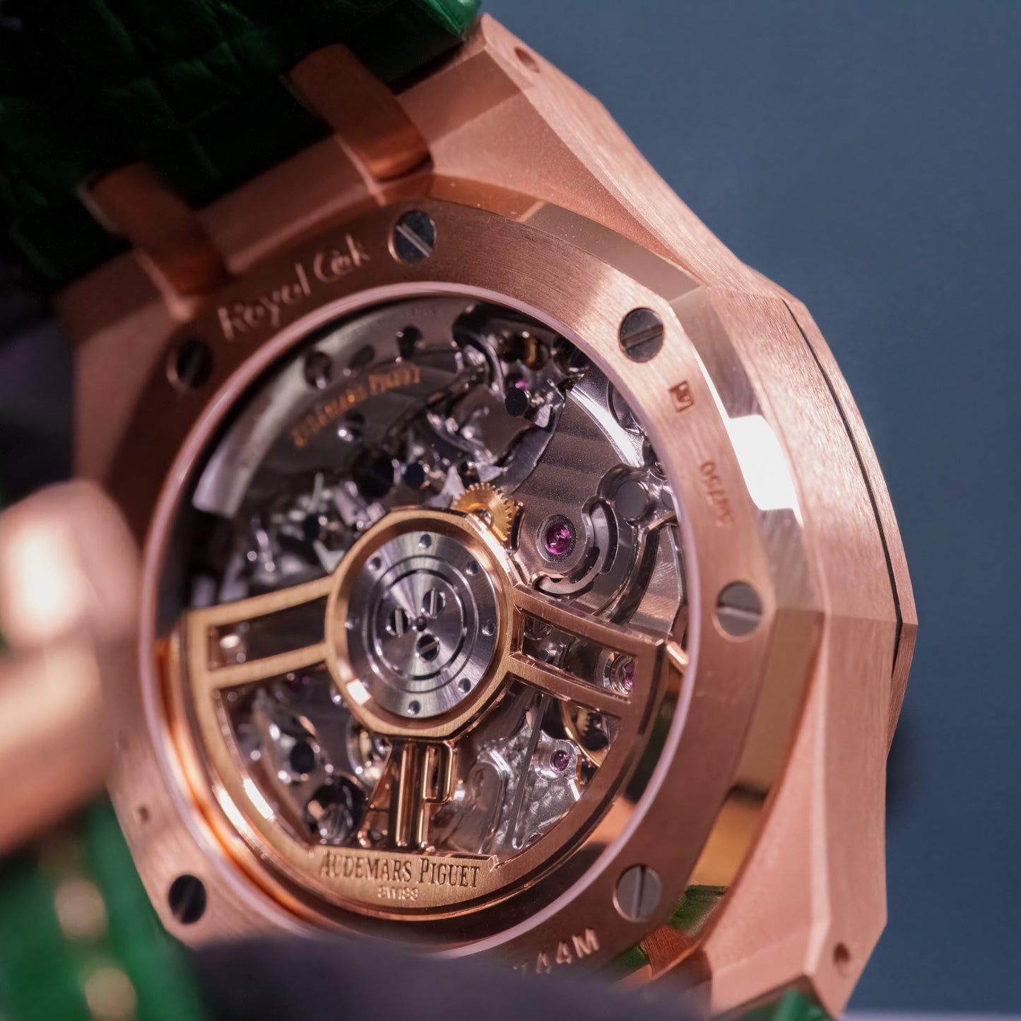 Audemars Piguet Royal Oak Chronograph - 26240OR.OO.D404CR.02