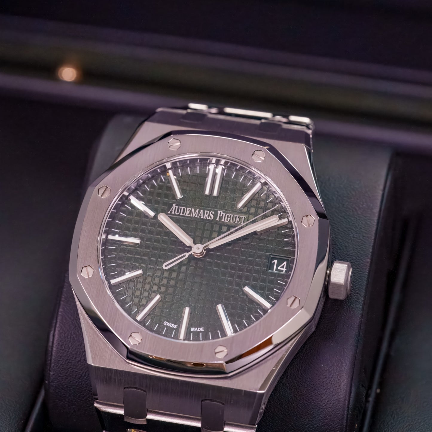Audemars Piguet Royal Oak "50th Anniversary" - 15510ST.OO.1320ST.04