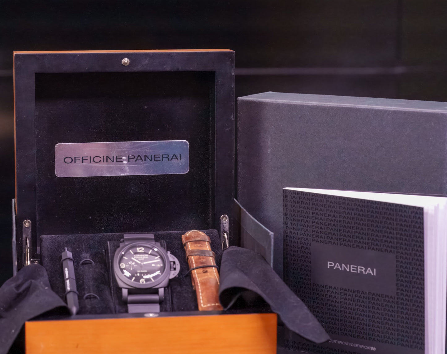 Panerai Luminor 1950 10 Days Gmt Pam - PAM 00335