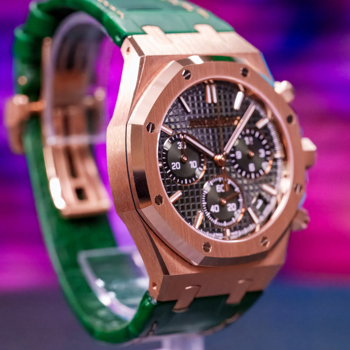 Audemars Piguet Royal Oak Chronograph - 26240OR.OO.D404CR.02