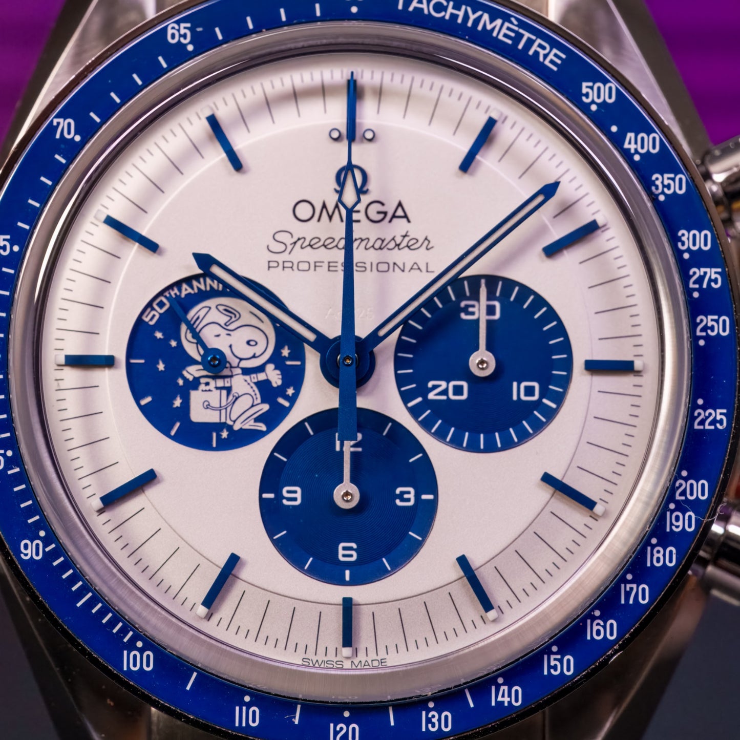 Omega Speedmaster 'Silver Snoopy Award' - 310.32.42.50.02.001
