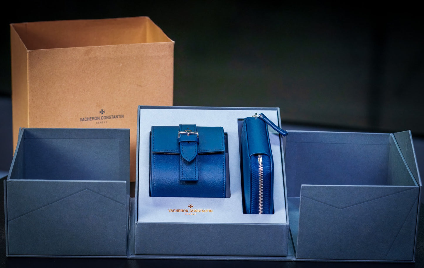 VC Overseas RG Blue Dial - 4520V/210R-B705