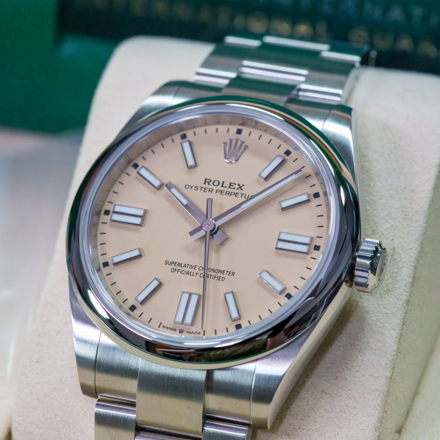 Rolex Oyster Perpetual 41 Biege - 134300