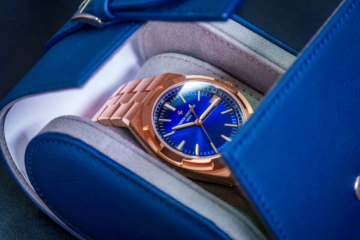 VC Overseas RG Blue Dial - 4520V/210R-B705