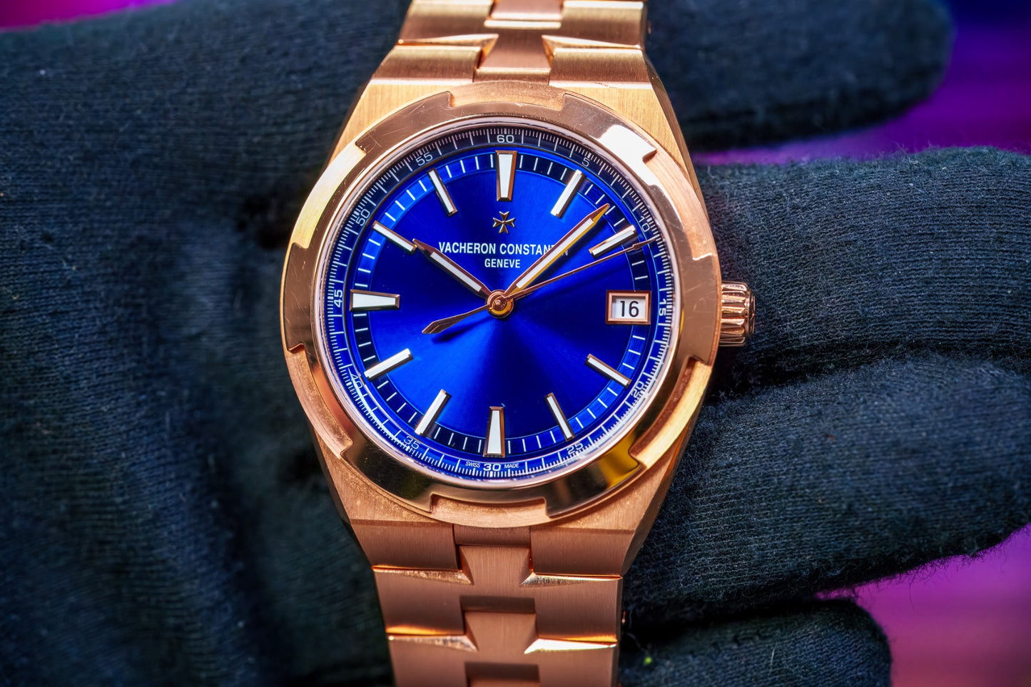 VC Overseas RG Blue Dial - 4520V/210R-B705