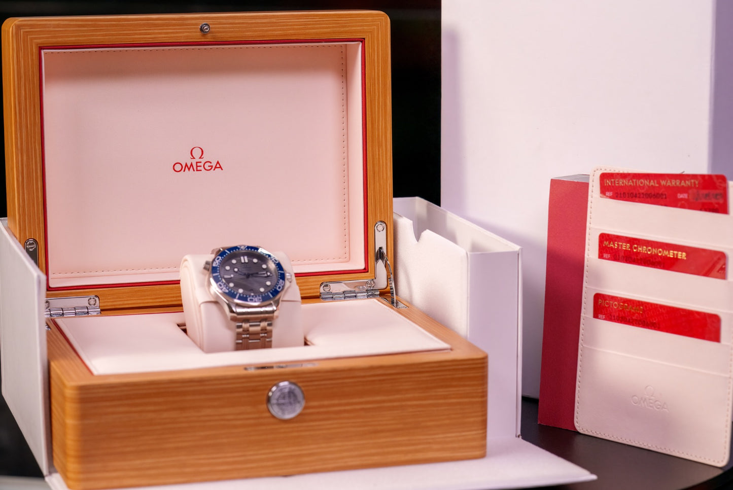 Omega Seamaster Diver 300 M - 210.30.42.20.06.001