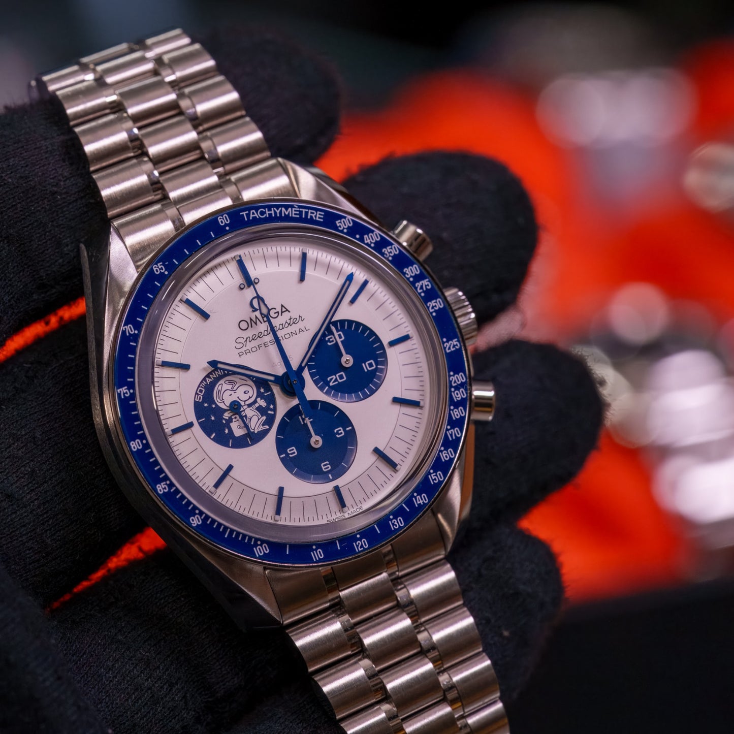 Omega Speedmaster 'Silver Snoopy Award' - 310.32.42.50.02.001